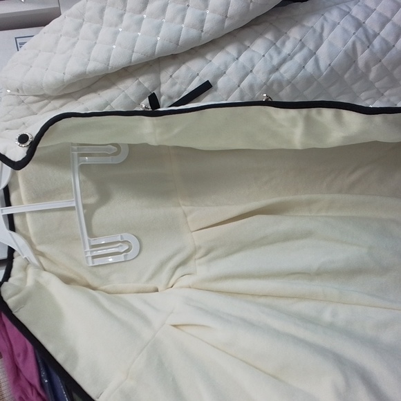 NEW Quilted Ivory Girls Coat Sz 7-8 - Picture 9 of 16